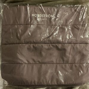 Nordstrom Beauty Quilted Cosmetic Pouch in Mauve